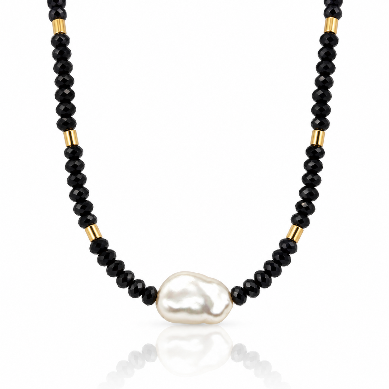 ALI NECKLACE