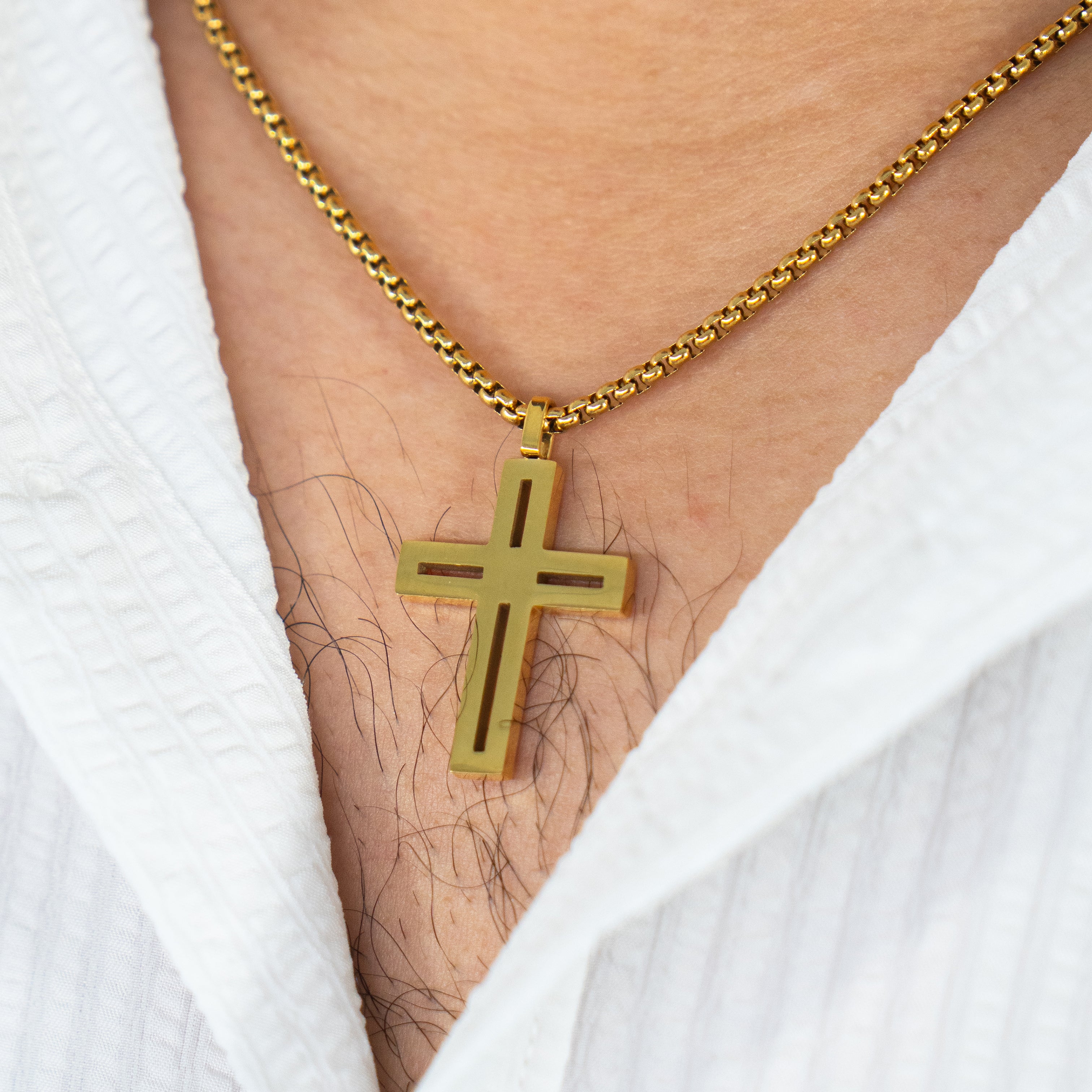 KEVIN CROSS MEN'S NECKLACE