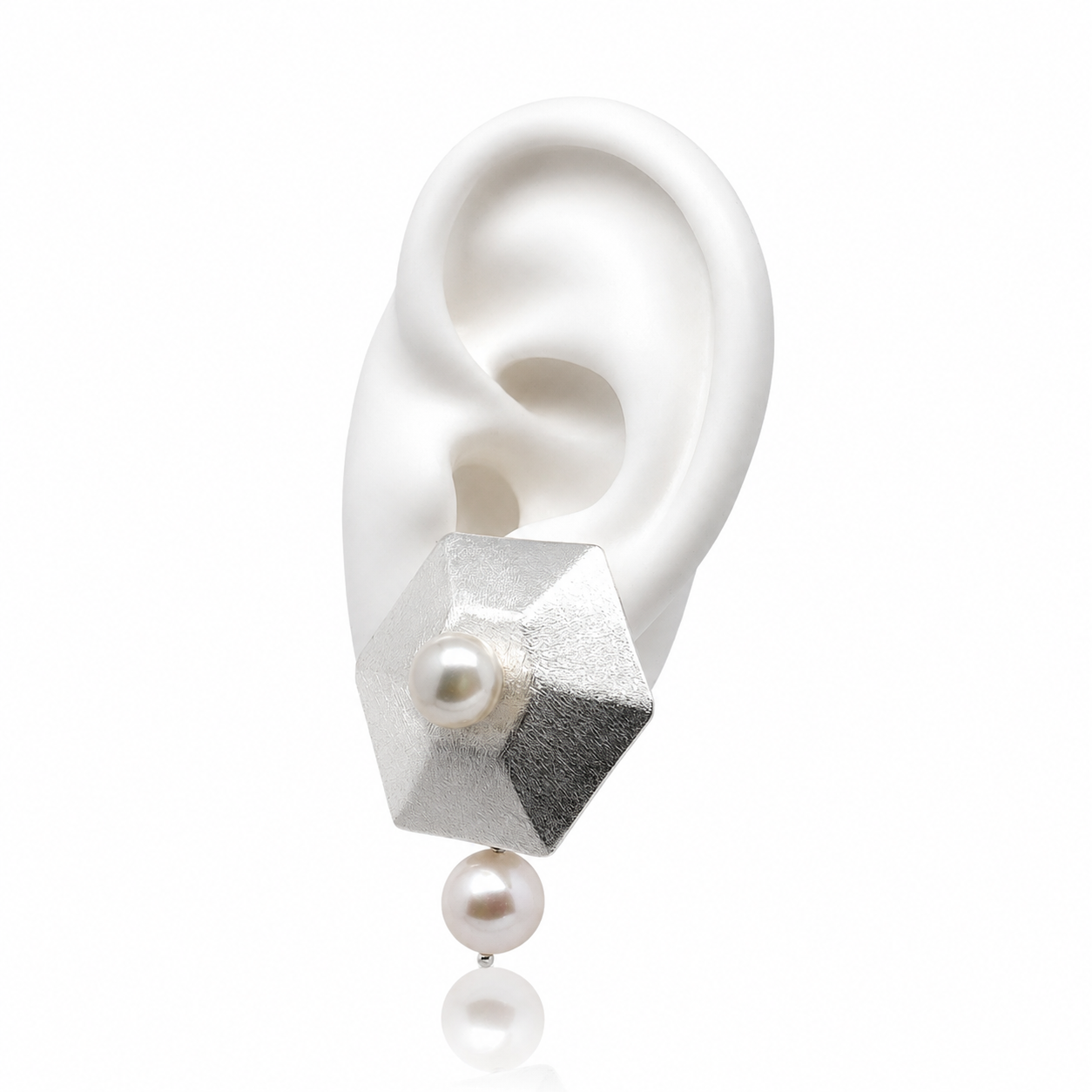 HEXANA EARRINGS