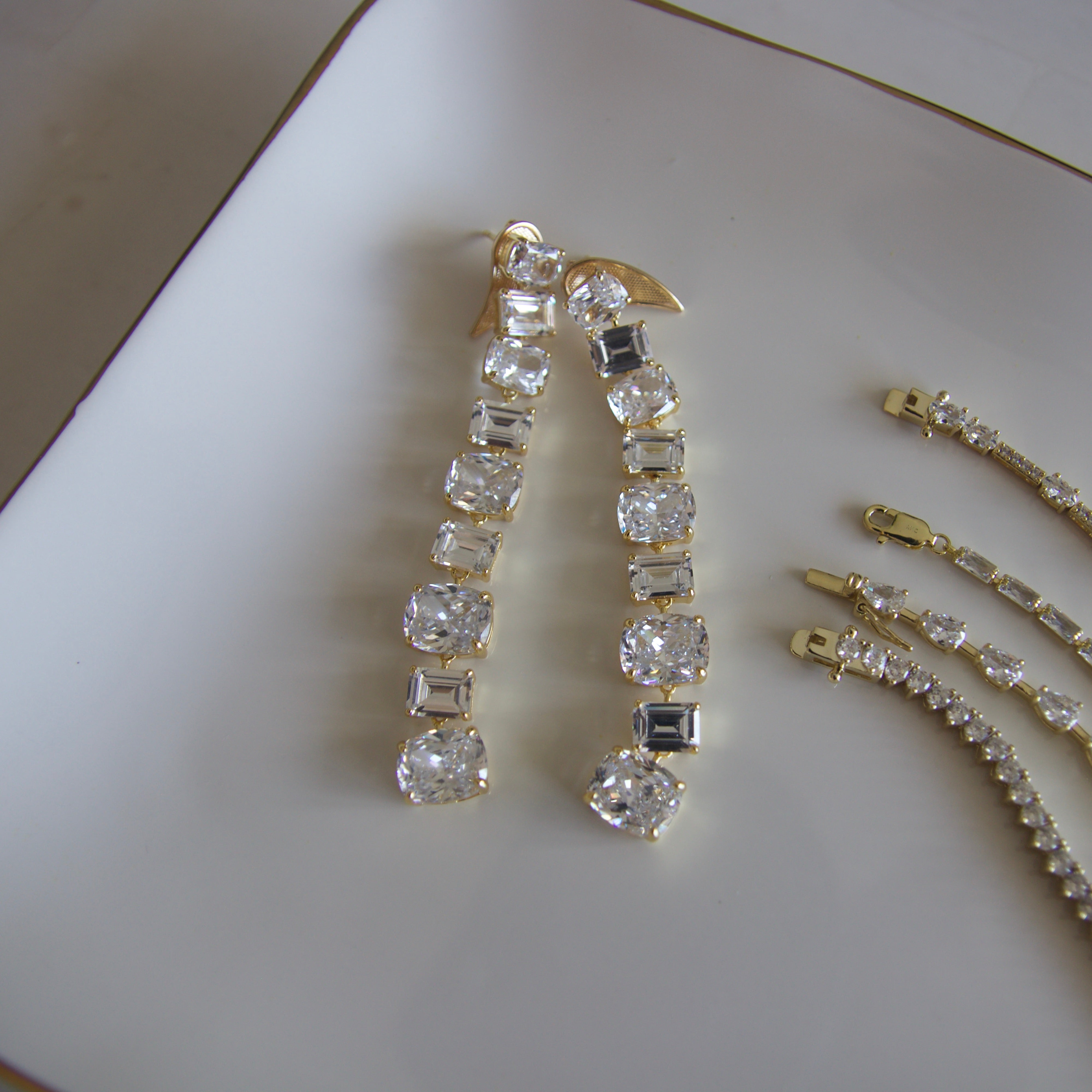 EMILIA EARRINGS