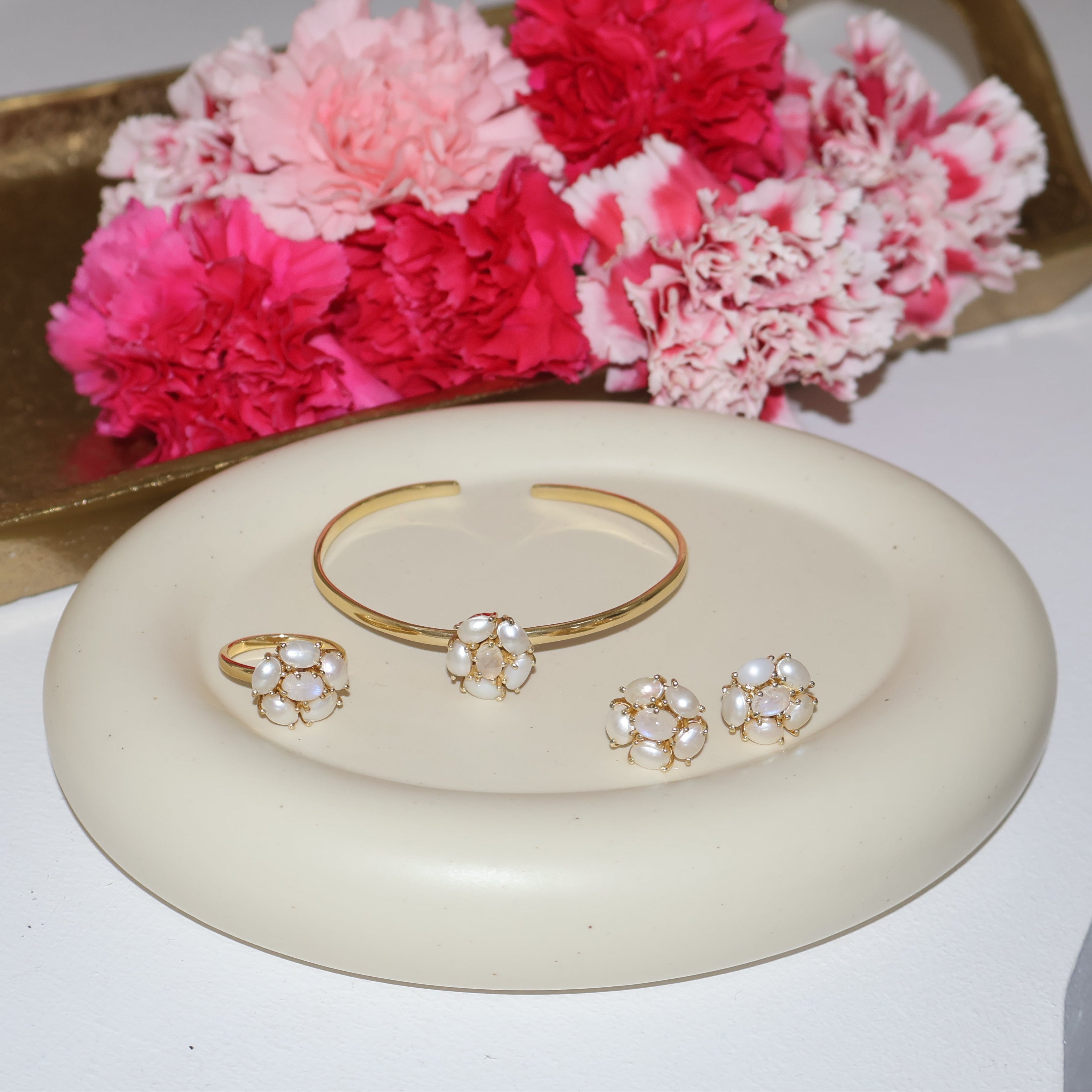 OLIVIA FLOWER EARRINGS