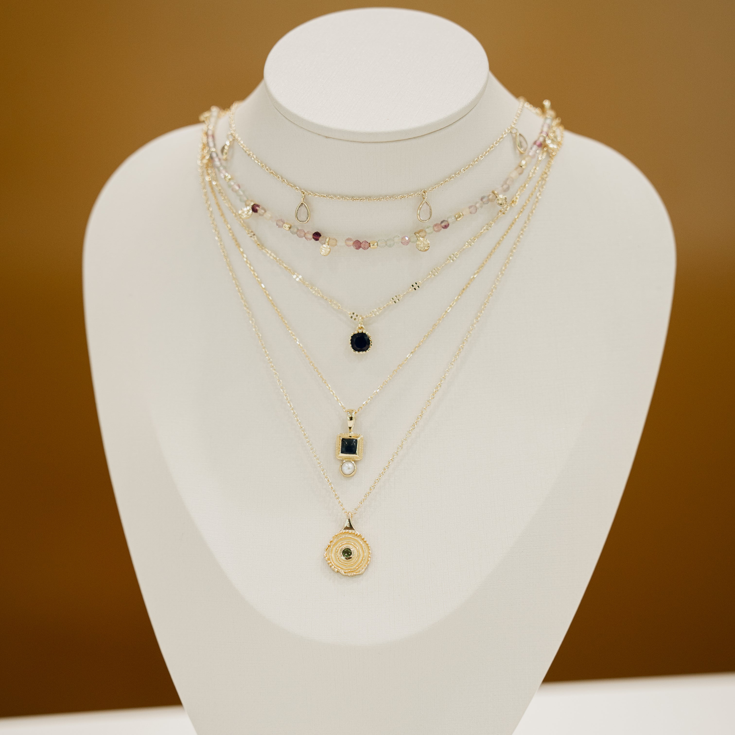ANTOQ NECKLACE