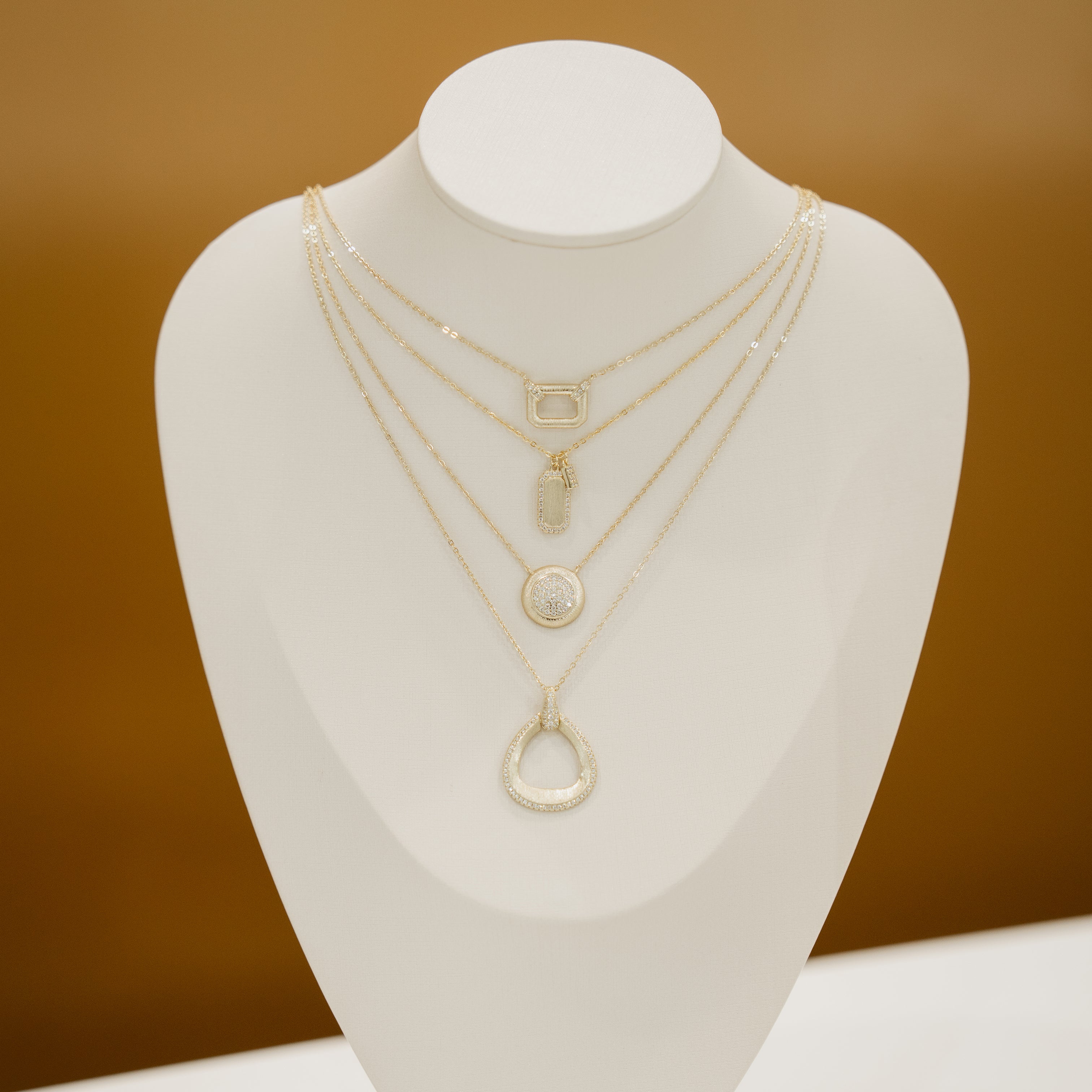 KENIALI NECKLACE