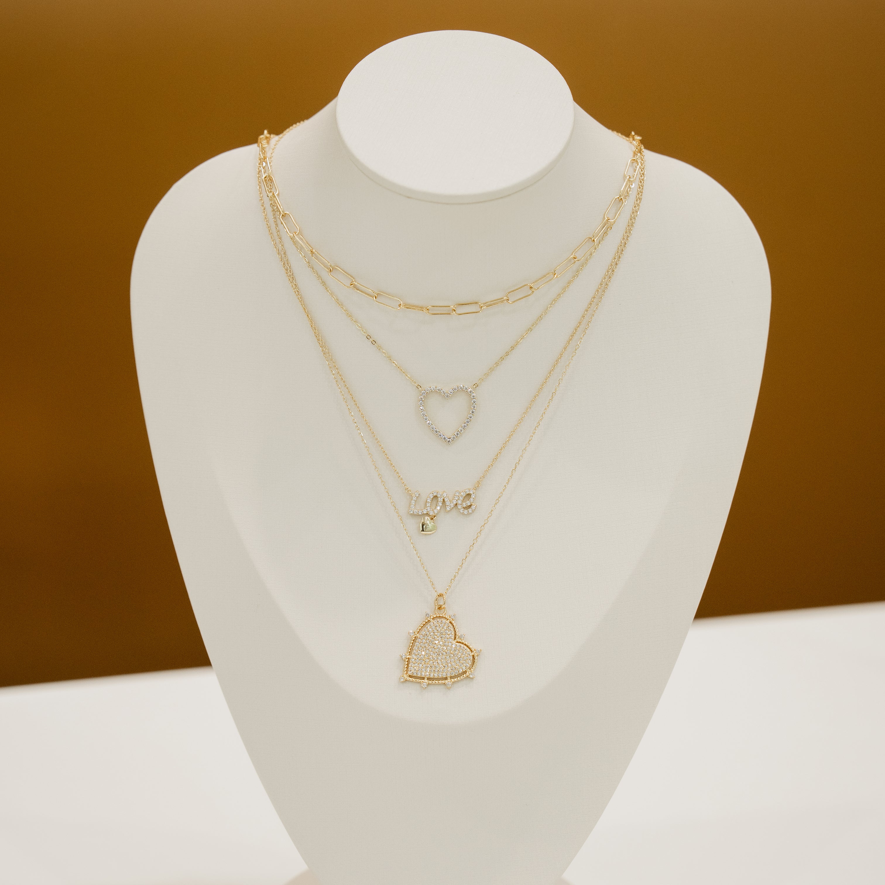 KEYLI HEART NECKLACE